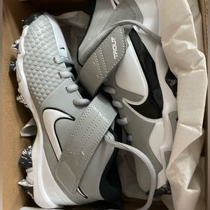 Youth Cleats size 2